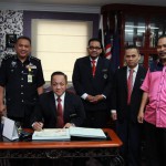 Kunjung Hormat Kepada Dato' KP Terengganu